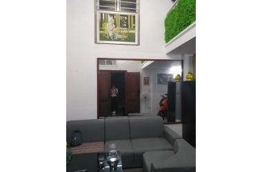 Chỉ 6.5 tỷ có ngay siêu phẩm phố Dương Khuê, Cầu Giấy, lô góc, ô tô, 50m2, dòng tiền 50tr/th